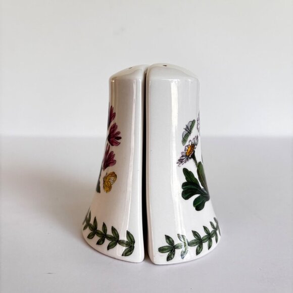 Portmeirion Botanic Garden Bell Salt & Pepper Shakers Daisy Cyclamen Pair - Picture 6 of 10